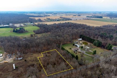 6850 E 350 N, Rolling Prairie, IN, 46371-9452 | Card Image