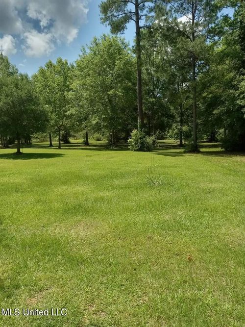 5192 Enterprise Rd, Summit, MS, 39666-7522 | Card Image