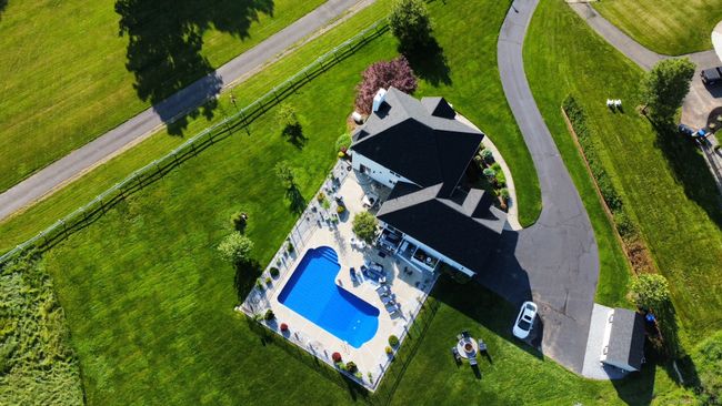 197 Shadow Pond Ln, House other with 4 bedrooms, 4 bathrooms and 6 parking in Suffield CT | Image 5