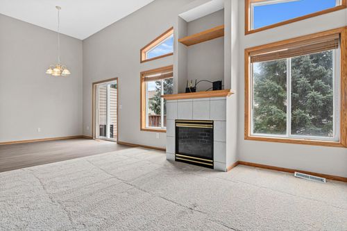 1112 Pine St, Farmington, MN, 55024-8861 | Card Image