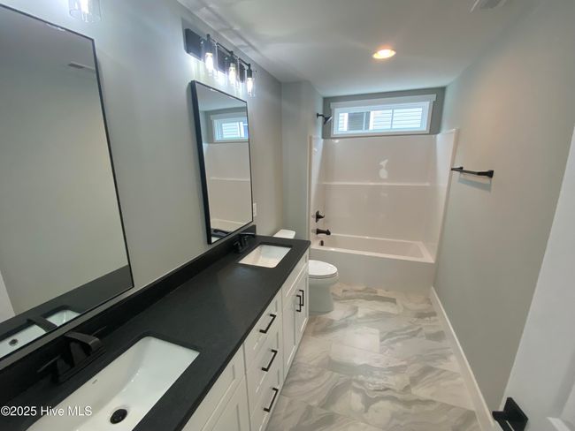 Upper bath | Image 10