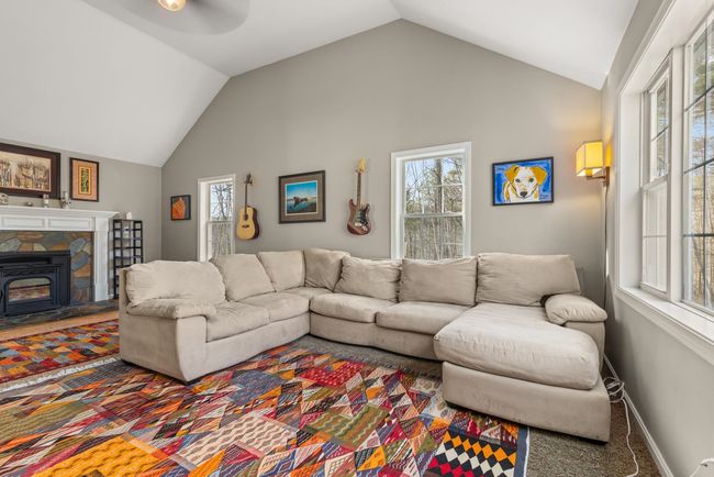 110 Sky View Dr, House other with 3 bedrooms, 3 bathrooms and null parking in Pelham NH | Image 9