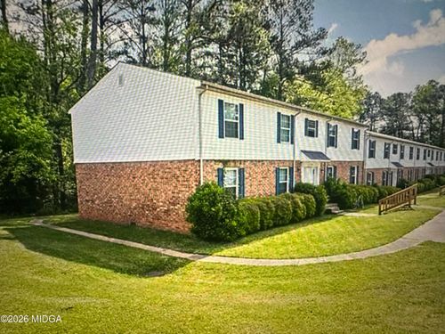 2050 Meriwood Dr, Macon, GA, 31211-2026 | Card Image