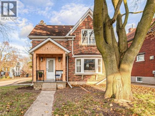 30 Dunbar Rd S, Waterloo, ON, N2L2E3 | Card Image