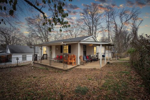 715 Williams Ln, CLARKSVILLE, TN, 37040-4239 | Card Image