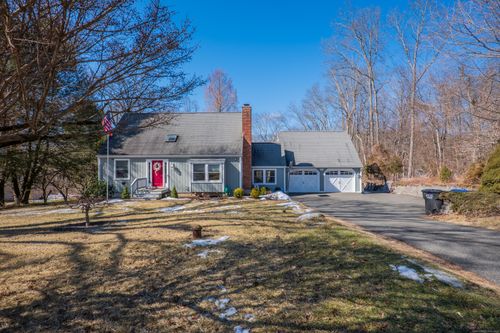 41 Meetinghouse Ter, New Milford, CT, 06776-5119 | Card Image