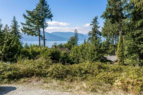 475 Bayview Rd, Lions Bay, BC, V7W3G7 | Card Image
