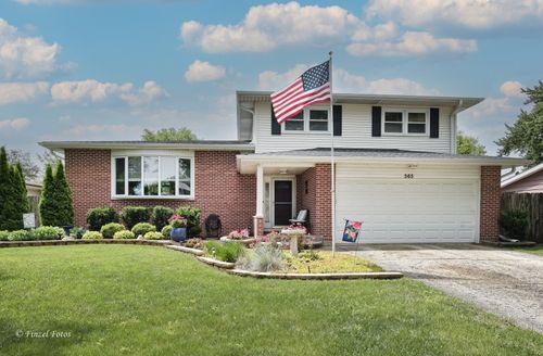 565 Concord Ave, South Elgin, IL, 60177-2354 | Card Image