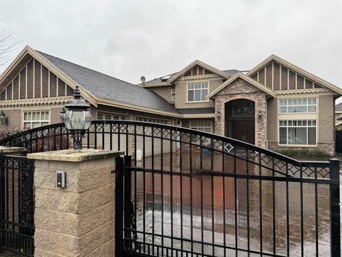 {{alt}} | Card Image