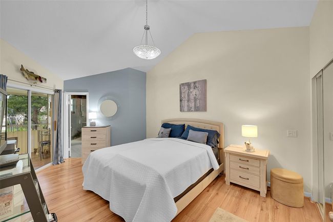 8 - 6662 Via Regina, Condo with 2 bedrooms, 2 bathrooms and null parking in Boca Raton FL | Image 9