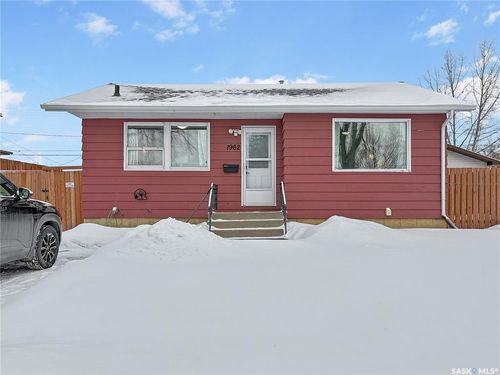 1962 101st St, North Battleford, SK, S9A1B3 | Card Image