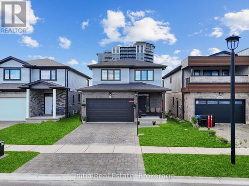 1589 Henrica Ave, London, ON, N6G0S8 | Card Image