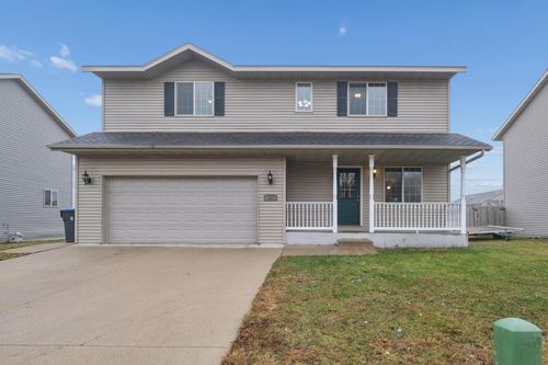 121 Savannah Ct, Mankato, MN, 56001-6398 | Card Image