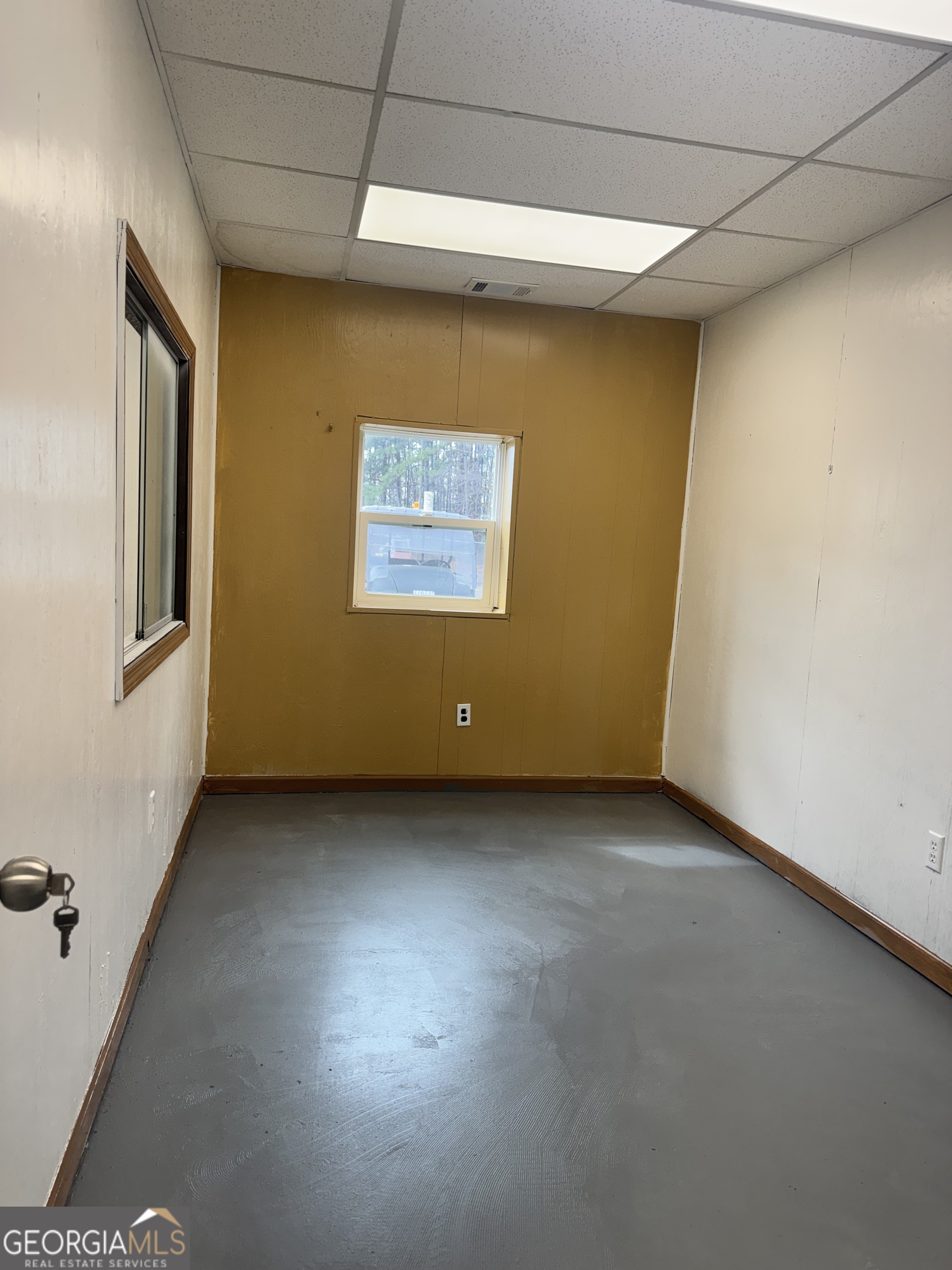 Commercial Sale in Morrow 5