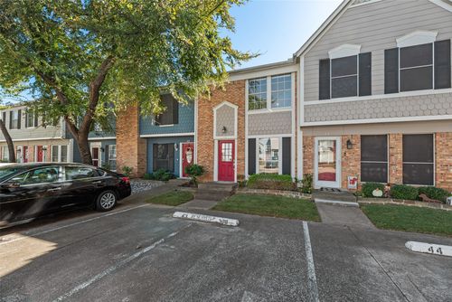 43 Abbey Rd, Euless, TX, 76039-4269 | Card Image