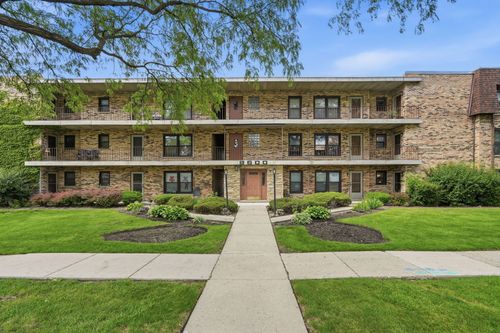 1e-2600 Oakton St, Park Ridge, IL, 60068-1860 | Card Image