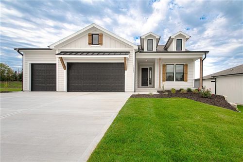 12440 Appaloosa St, Platte City, MO, 64079-7354 | Card Image