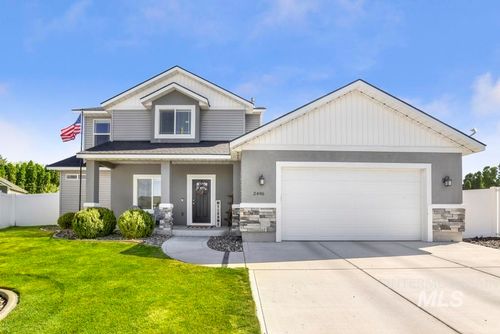 2496 Village St, Twin Falls, ID, 83301-4698 | Card Image