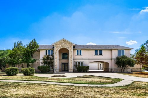 2242 Mountain Lakes Dr, Cedar Hill, TX, 75104-6424 | Card Image