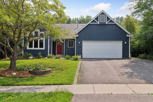 19001 Twilight Trl, Eden Prairie, MN, 55346-4047 | Card Image