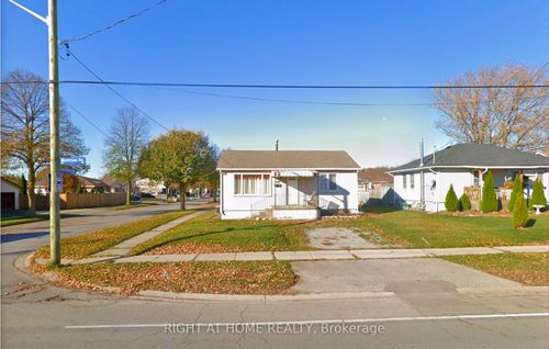 6241 Montrose Rd, Niagara Falls, ON, L2H1L5 | Card Image