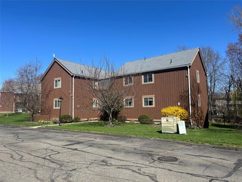 133-133 Sterling St, Beacon, NY, 12508-1453 | Card Image