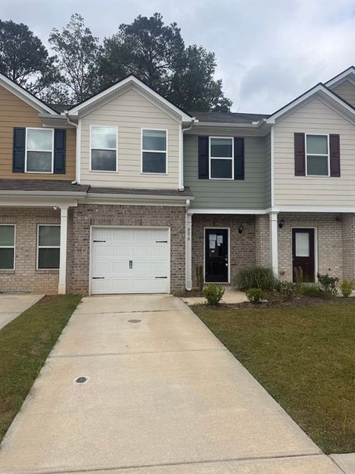 8678 Lakeview Cmns, Jonesboro, GA, 30238-5616 | Card Image