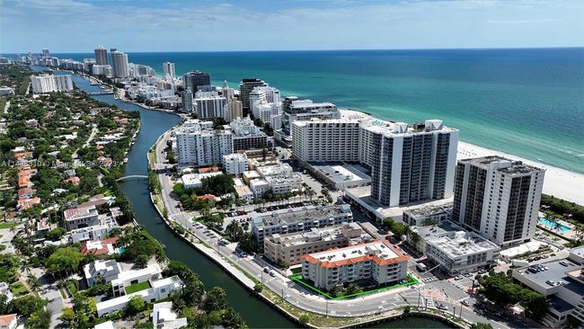 APT-308 - 2600 Collins Ave, Condo with 2 bedrooms, 4 bathrooms and null parking in Miami Beach FL | Image 44