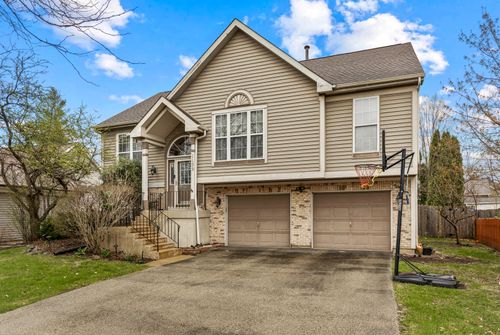 1159 Spring Creek Rd, Elgin, IL, 60120-5017 | Card Image