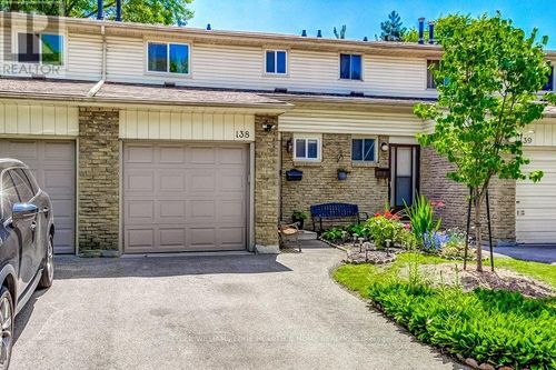 138-100 Quigley Road, Hamilton (Vincent), ON, L8K6J1 | Card Image