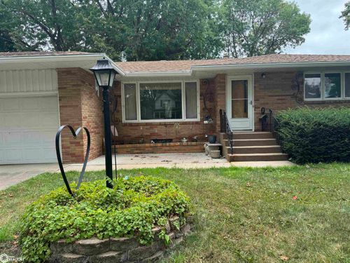 105 6th St N, Humboldt, IA, 50548-1737 | Card Image