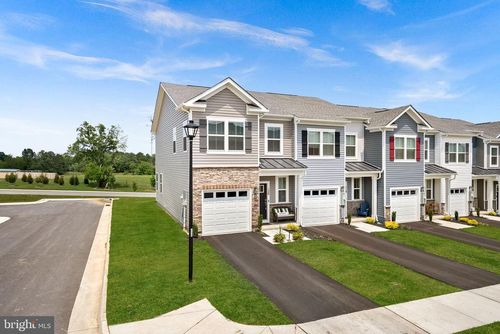 120 Pomo Ln, WINCHESTER, VA, 22602-7945 | Card Image