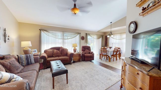 627 Castle Way, House other with 3 bedrooms, 2 bathrooms and 2 parking in Winnemucca NV | Image 11