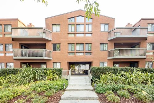 apt-204-2425 S Norfolk St, San Mateo, CA, 94403-1678 | Card Image