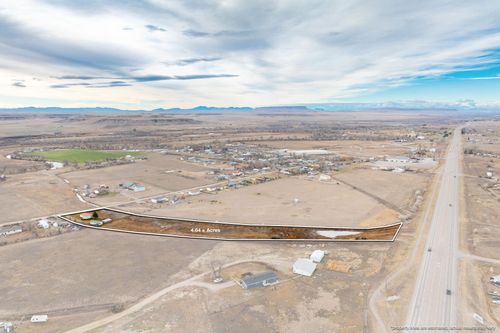 895 1st Ave, Vaughn, MT, 59487-9707 | Card Image