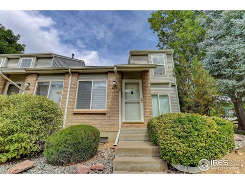 2148 Meadow Ct, Longmont, CO, 80501-1523 | Card Image