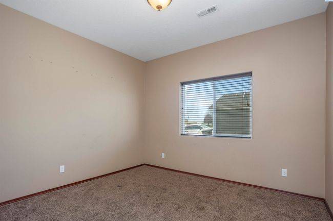 615 N Larkspur Ln, Home with 3 bedrooms, 2 bathrooms and null parking in Othello WA | Image 20