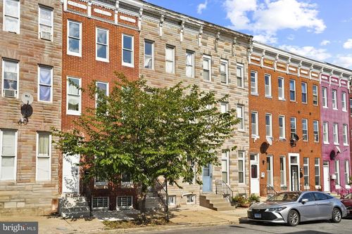 2121 Division St, BALTIMORE, MD, 21217-3325 | Card Image