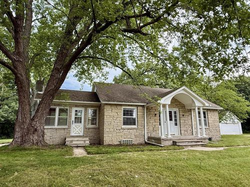 148 Wolf Drive, Dousman, WI, 53118 | Card Image