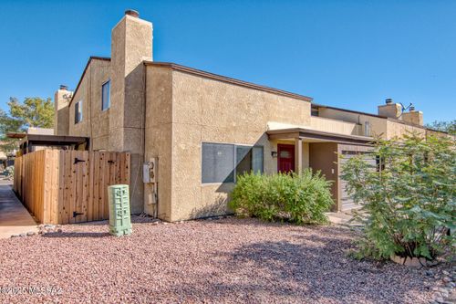 861 E Meadow Ln, Tucson, AZ, 85719-1059 | Card Image
