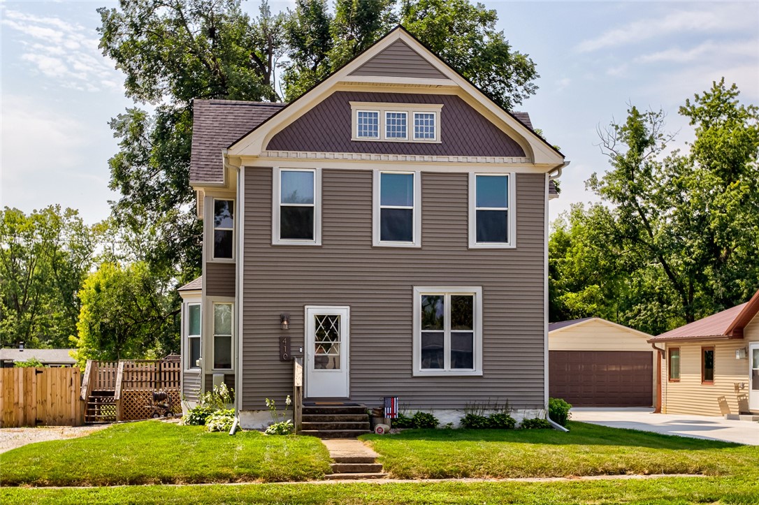 2nd St, Cambridge, IA 50046