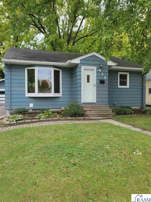 419 Mckinley Avenue, North Mankato, MN, 56003 | Card Image