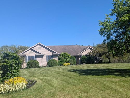 5614 N Vista Ln, Janesville, WI, 53548-9473 | Card Image