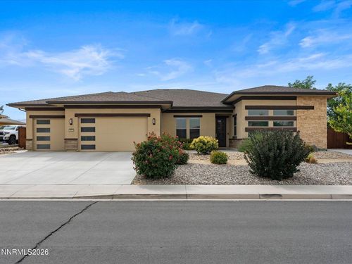 694 Raptor Way, Fernley, NV, 89408-9772 | Card Image