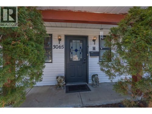 3065 Wallace Cres, Prince George, BC, V2K3Y9 | Card Image