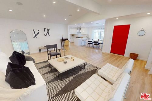 112-1113 Mohawk, Topanga, CA, 90290-4446 | Card Image