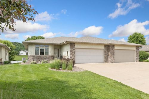 1281 Bentgrass Ct, Onalaska, WI, 54650-9387 | Card Image