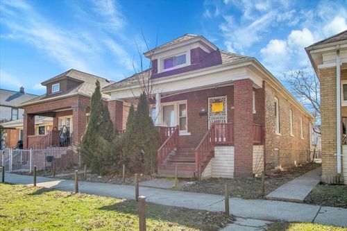 635 E 92nd Place, Chicago, IL, 60619 | Card Image