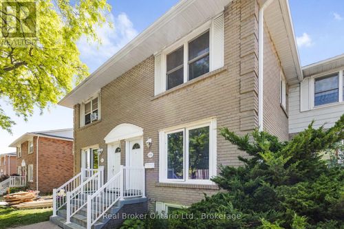 k-2111 Meadowbrook Road, Burlington (Mountainside), ON, L7P2A5 | Card Image