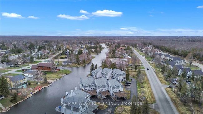 9 - 24 Laguna Pky, Condo with 2 bedrooms, 4 bathrooms and 1 parking in Ramara ON | Image 12
